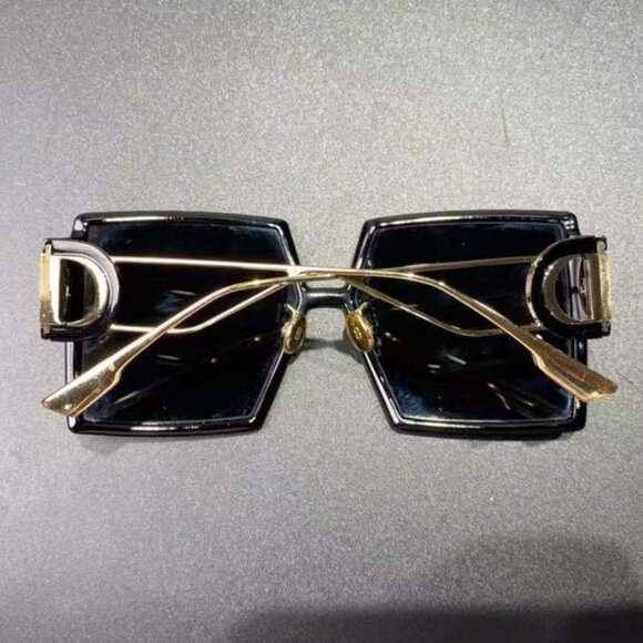 DIOR Montaigne 30 Oversized Square Sunglasses for Women
